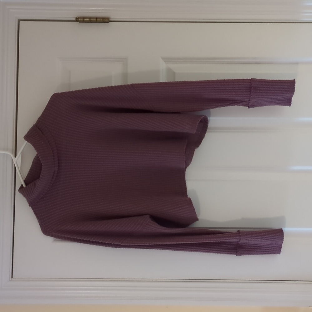 🎉 4 for $10 item: Cropped sweater